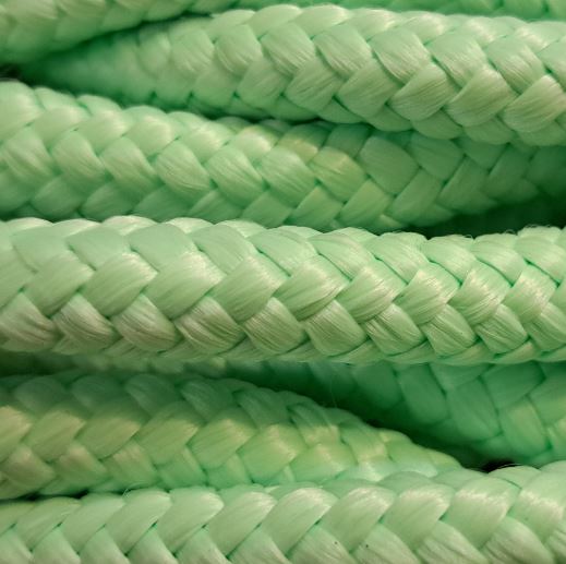 lano světle zelené