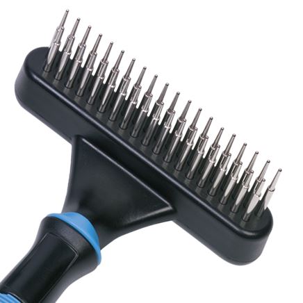 kartáč s otočnými zuby