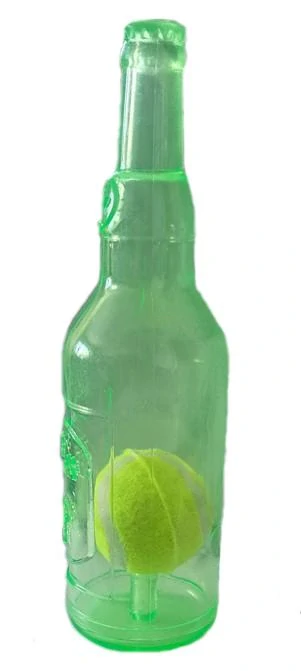 Kousací láhev z TPR uvnitř s tenisákem, 19,5 cm, zelená