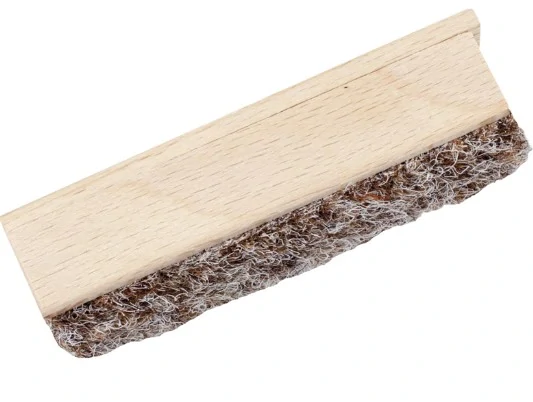 Dřevěná krabička na stopy s filcem, 10 x 3 cm