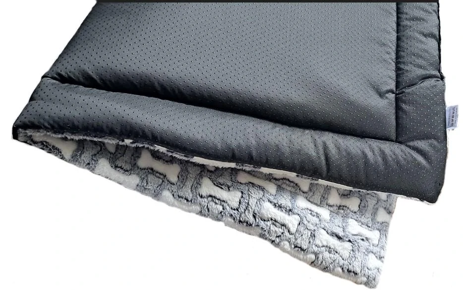 Microfleece polštář - šedý s kostičkami, 100 x 60 cm